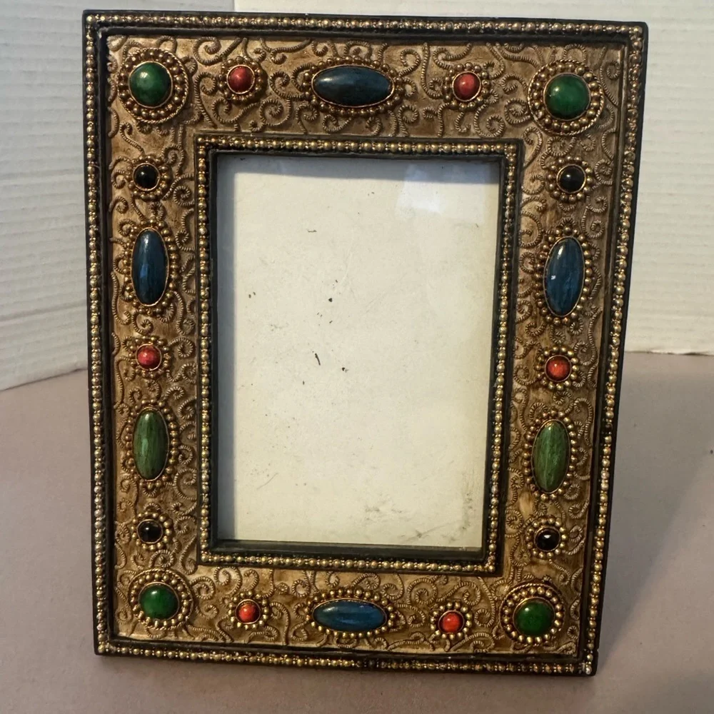Elegant Gold and Multicolor Beaded Photo Frame